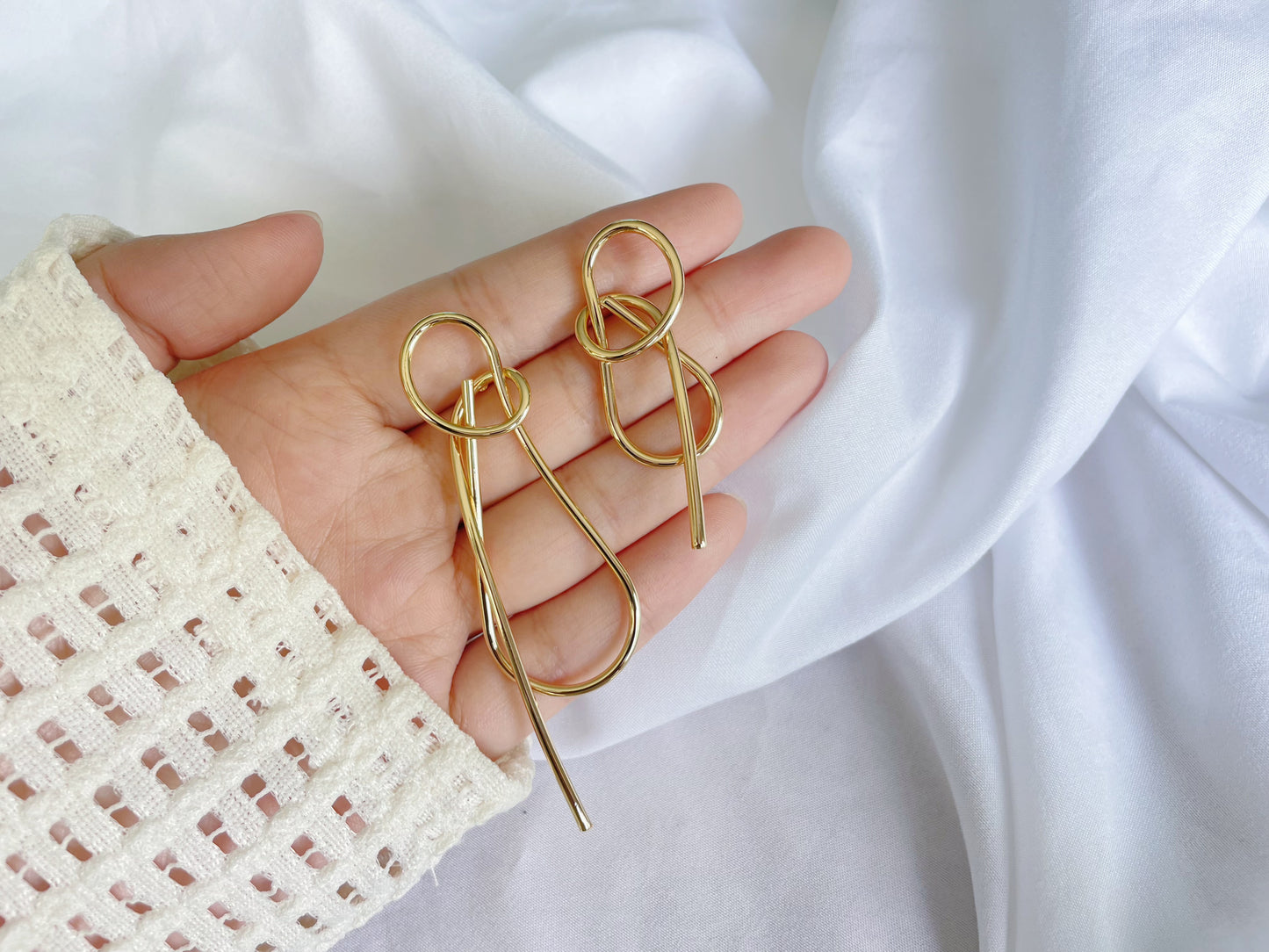 BRASS GOLD PLATED CURVED EARRINGS