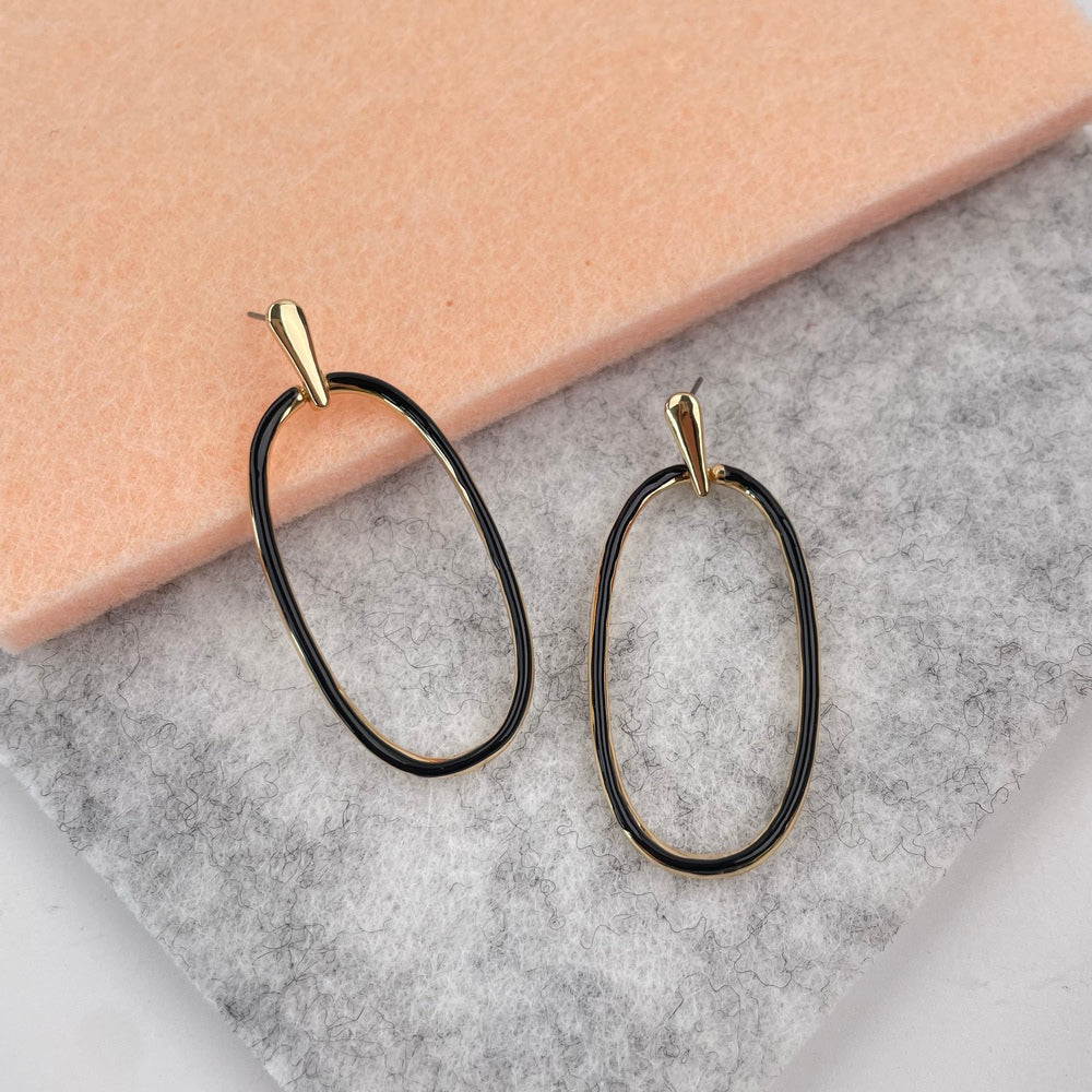 ELEGANT DROP EARRINGS