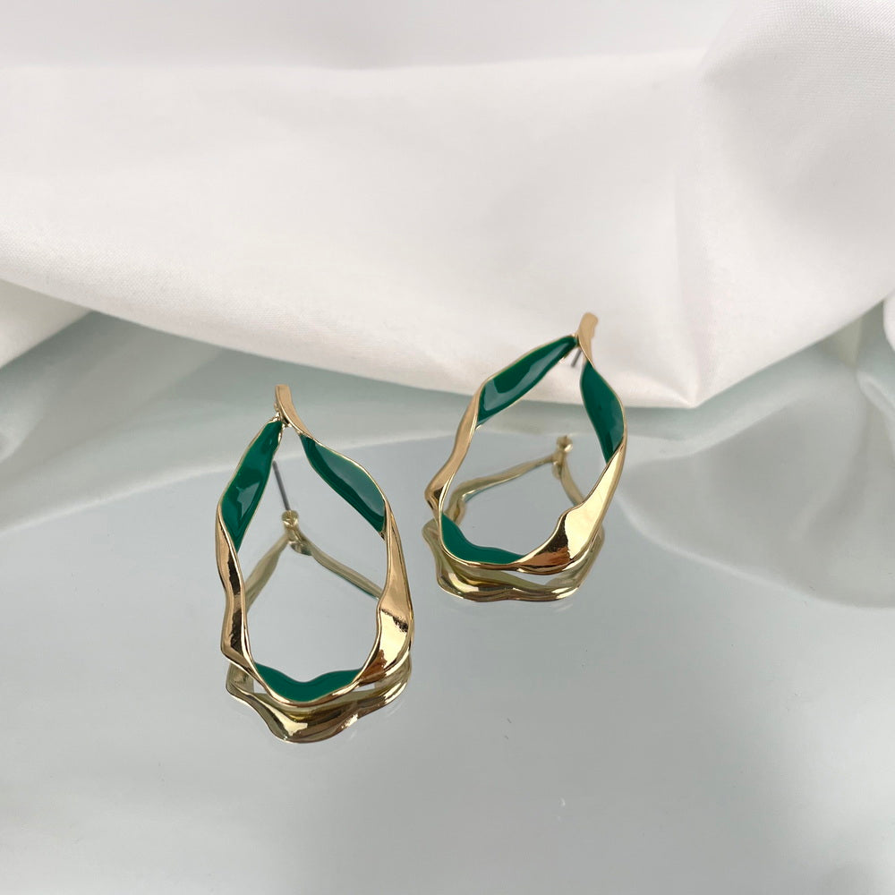 TWISTED EARRINGS