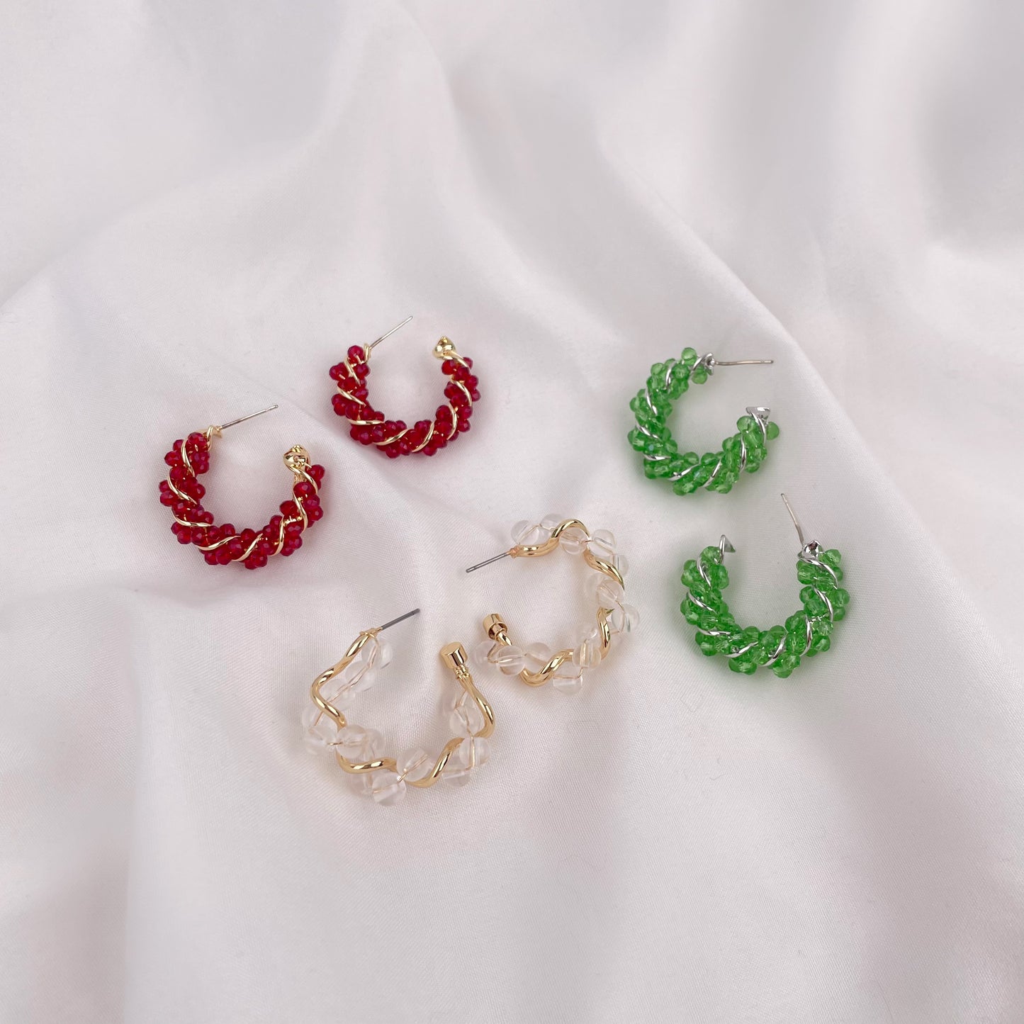 DARK RED BEAD EARRING