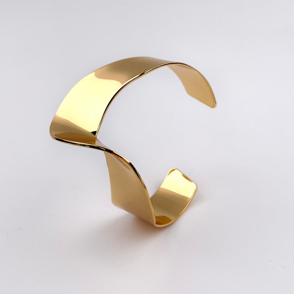 INTERESTING BRASS BRACELET