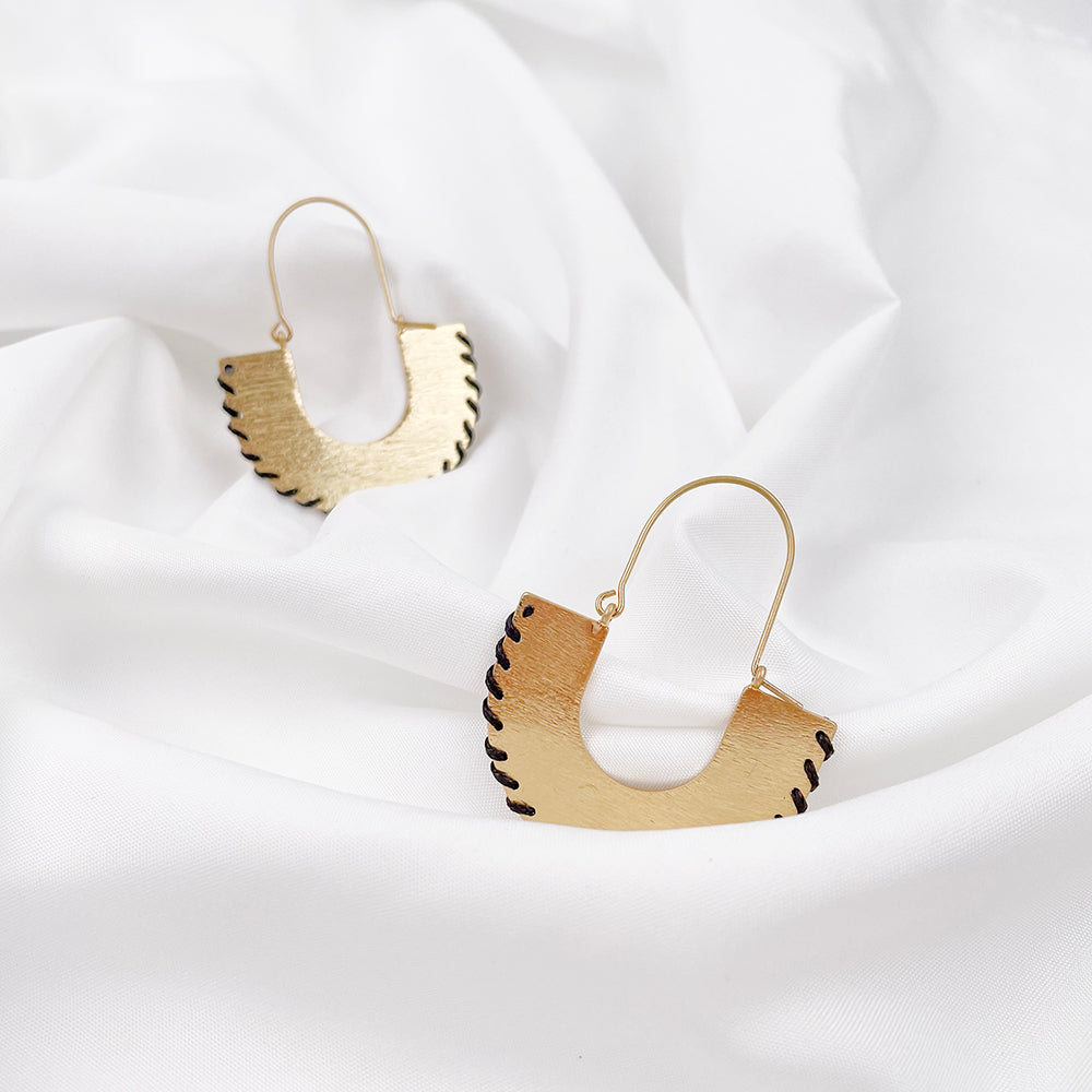 SIMPLE BRAIDED BRASS EARRINGS