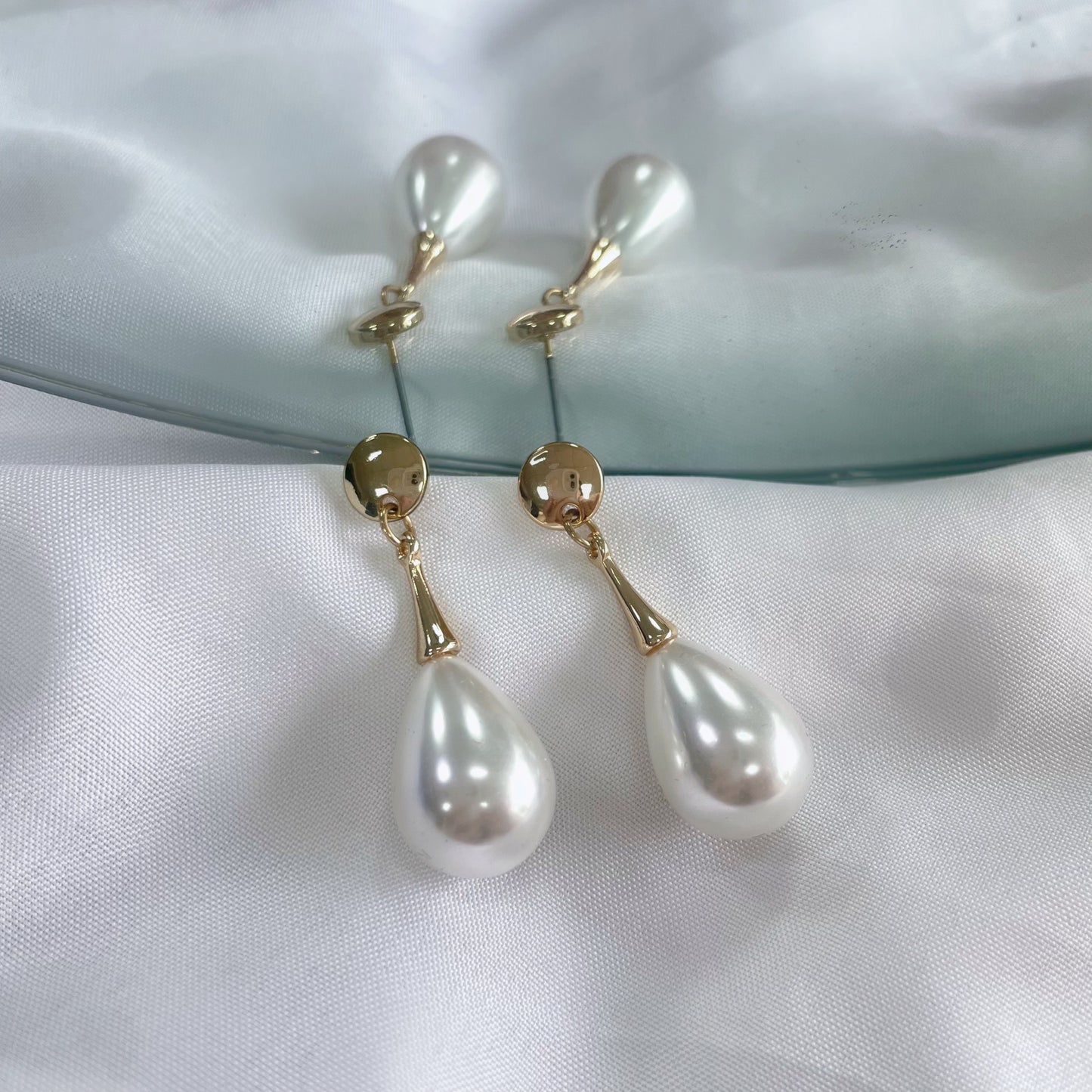 WATERDROP PEARL EARRINGS