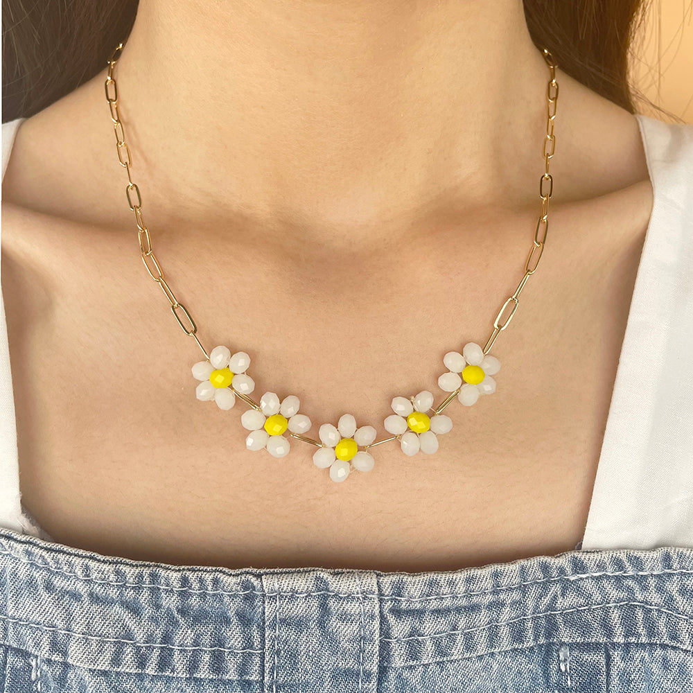 FLOWER NECKLACE