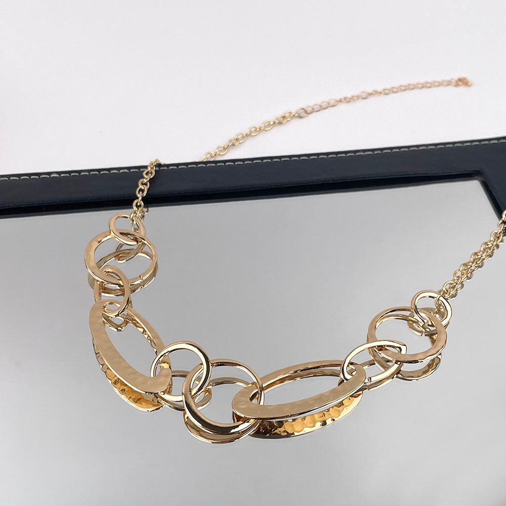 OVAL LINE NECKLACE