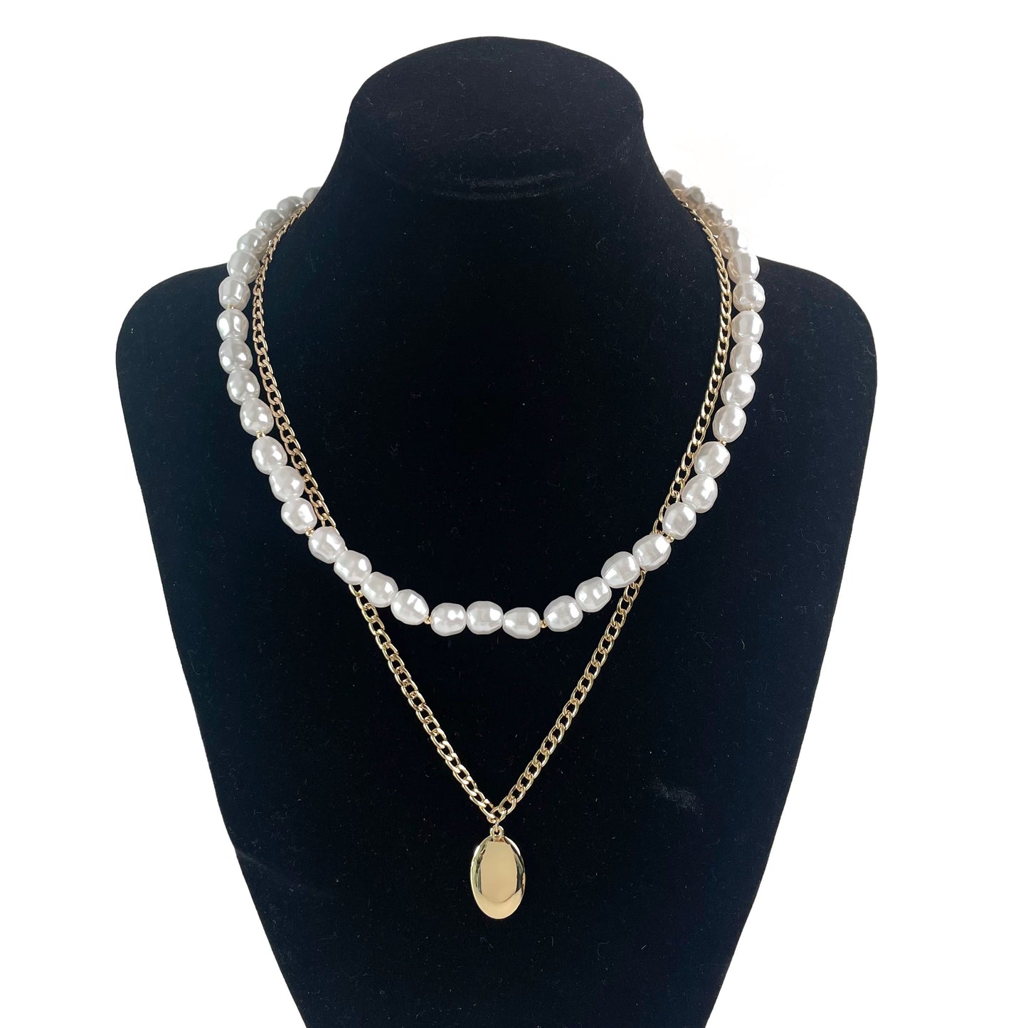 DOUBLE LAYERED PEARL NECKLACE