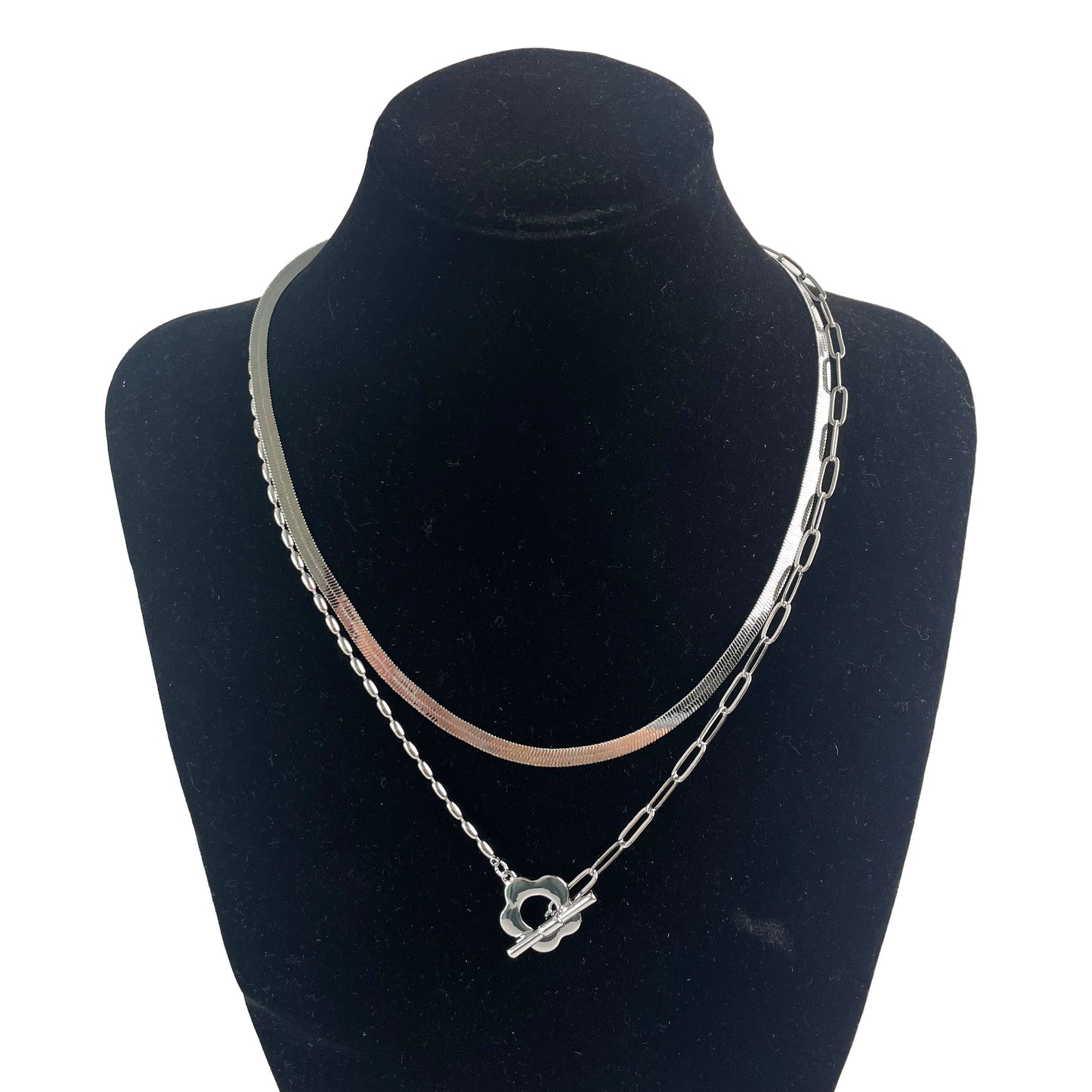 SILVER SNAKE CHAIN NECKLACE