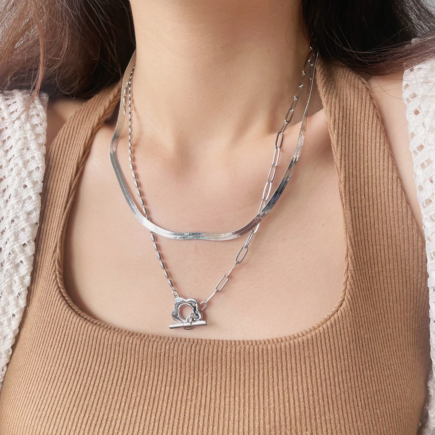 SILVER SNAKE CHAIN NECKLACE