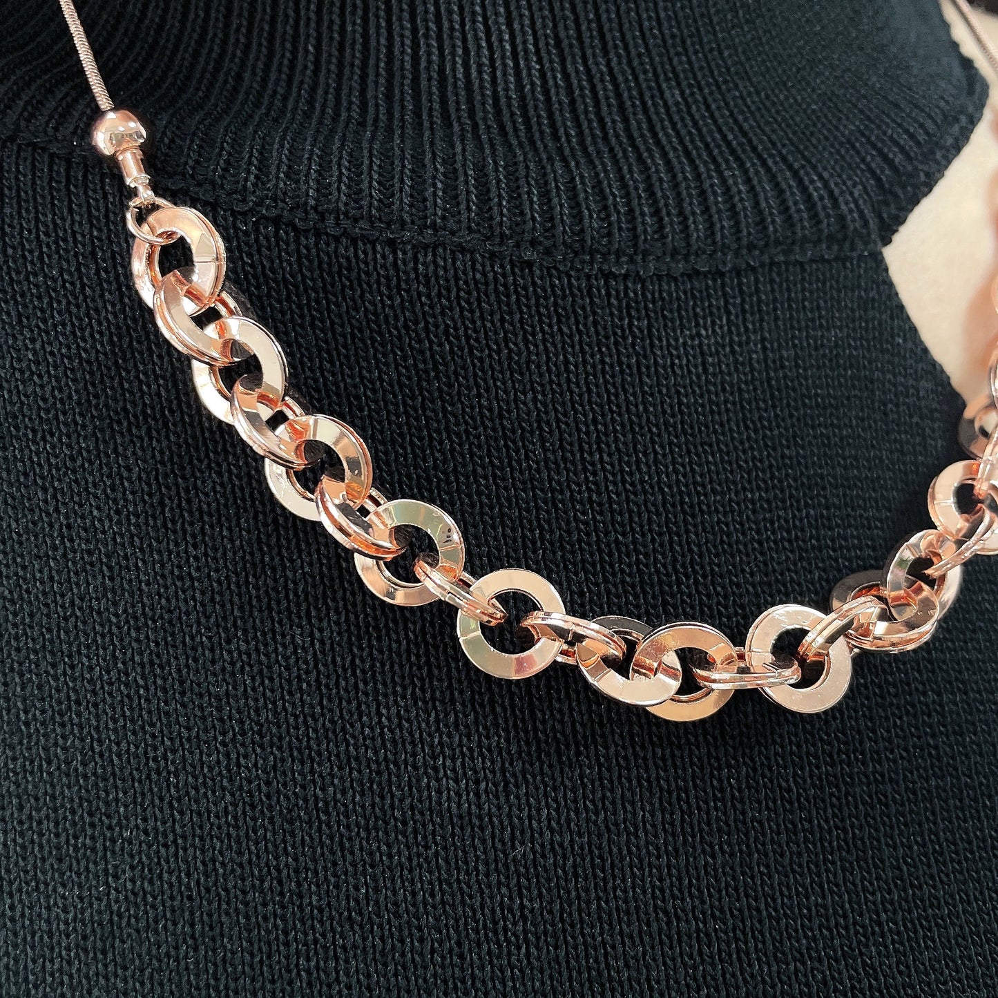 ROSE GOLD-PLATED NECKLACE